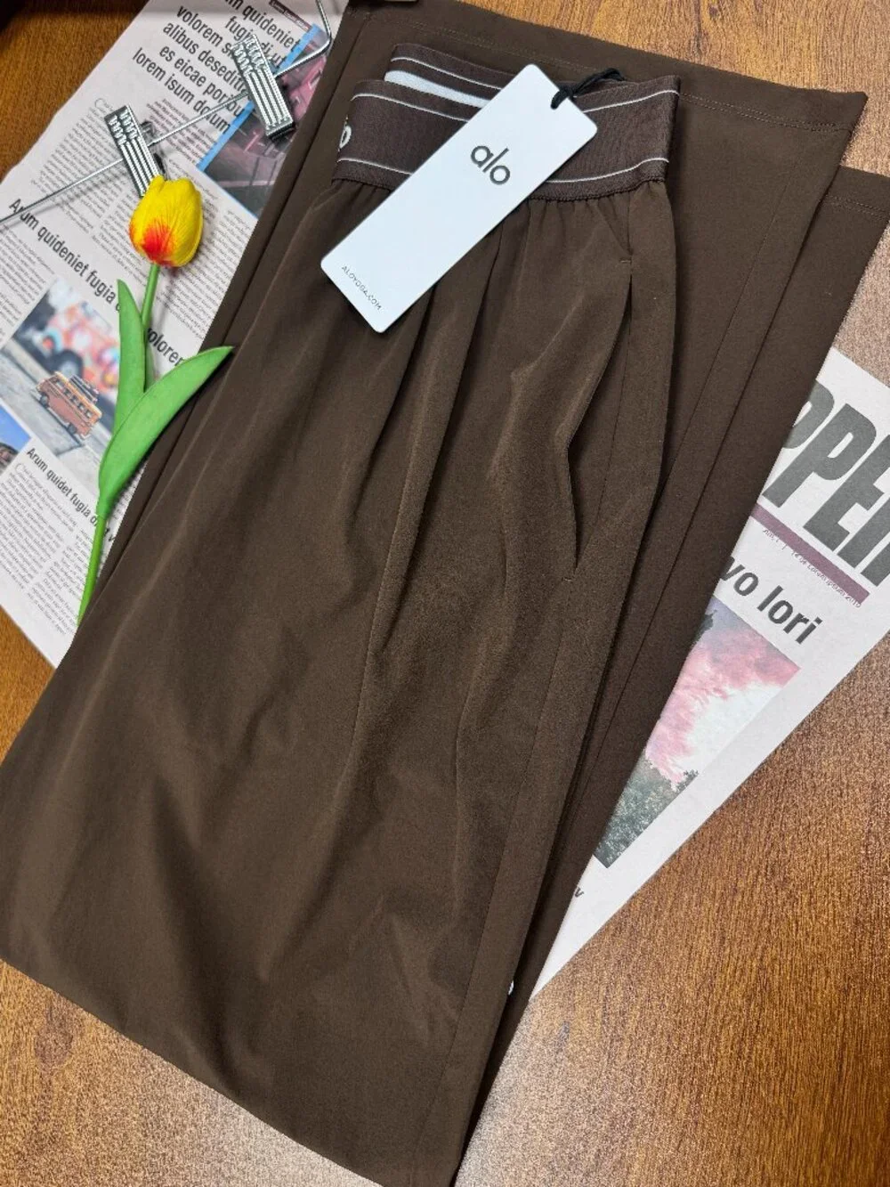 NWT👜ALO Yoga Suit Up Pants Coffee Brown（Regular 30“inch）Office/Casual/Travel 😜
